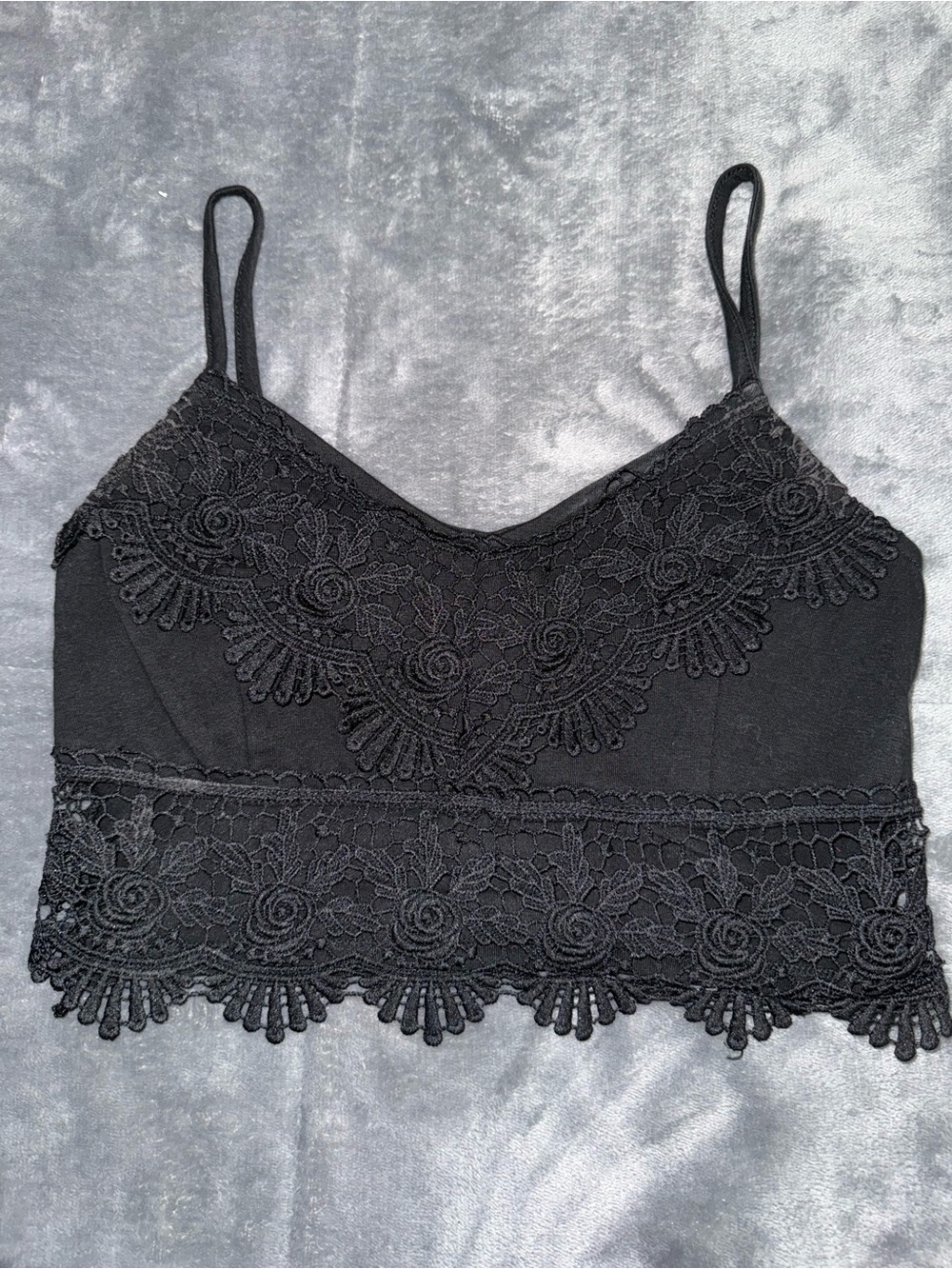 Black Lace Trim Cropped Camisole